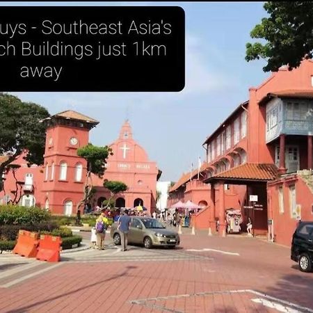 2 Bedroom Apartment Next To Historical Spots Malacca Kültér fotó
